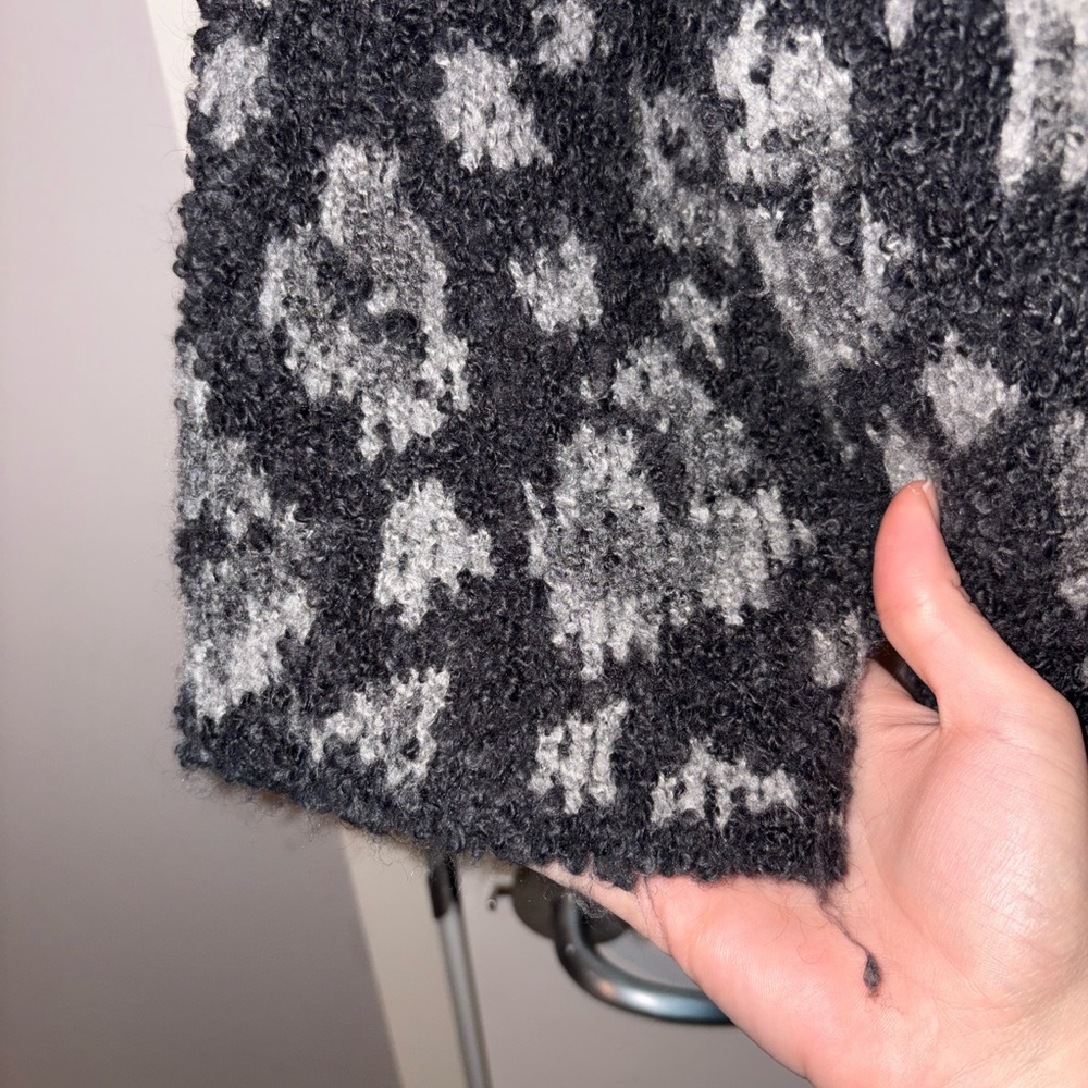 Lou & Grey Black and Gray Leopard Print Sweater Cardigan - Picture 6 of 10